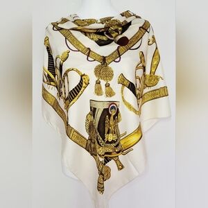100%Authentic Hermes Carré 90 GRAND UNIFORME Ivory x Gold Silk Scarf W/Box
